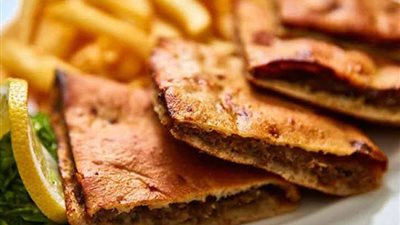 طريقة عمل الحواوشي، أكلة سريعة التحضير وأحلى من الجاهزة 