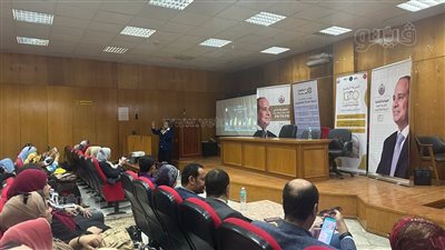 اللجنة العلمية للمبادرة الرئاسية الألف يوم الذهبية تزور بورسعيد (صور)