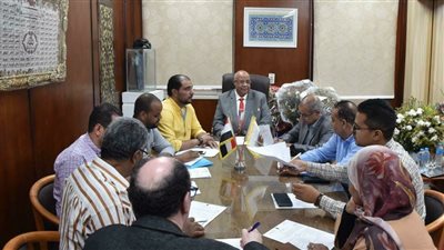 انعقاد أول اجتماع لإدارة مركز التعليم المدمج بجامعة الأقصر