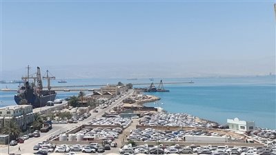 تداول 12 ألف طن بضائع عامة ومتنوعة بموانئ البحر الأحمر