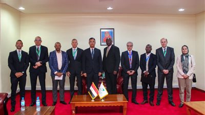 البريد يشارك في منتدى الأعمال بتنزانيا