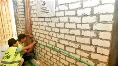 تضامن الفيوم: توصيل مياه الشرب النقية إلى الأسر الفقيرة بقرية الحجر مجانا