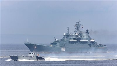 مطاردة بحرية قبالة سواحل المملكة المتحدة، تفاصيل ملاحقة طائرات بريطانية لسفن روسية 