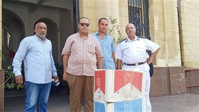 حملات تموينية على محلات السجائر بمحطة مصر فى الإسكندرية 
