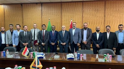 رئيس تجارية الإسماعيلية يستقبل سفير سيريلانكا في إطار بحث التبادل التجاري (صور) 