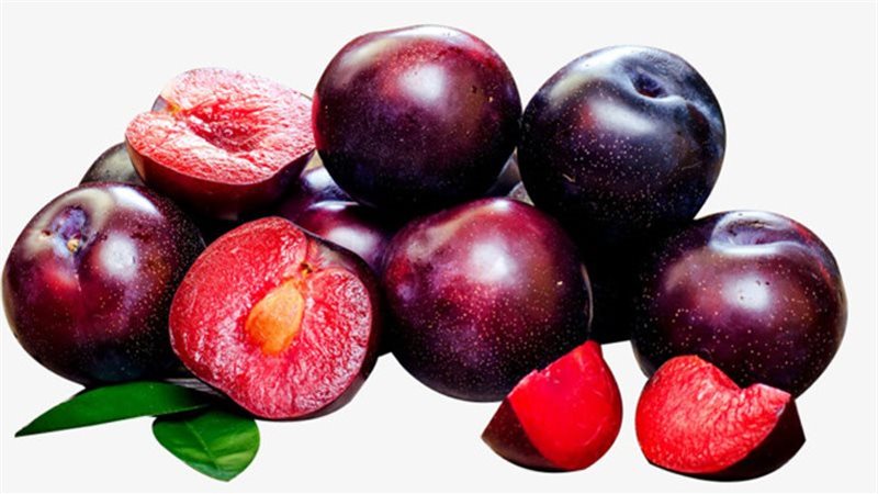فوائد البرقوق الأحمر،