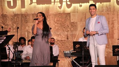نجوم الأوبرا يشدون بروائع العندليب الأسمر في مهرجان القلعة (فيديو وصور)