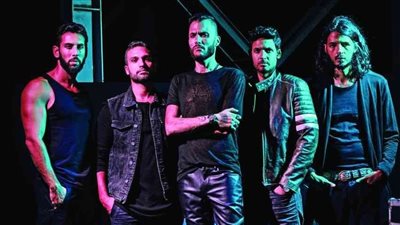 يا أبيض وأسود وروبرتو، جمهور جدة يشعل حفل كاريوكي 