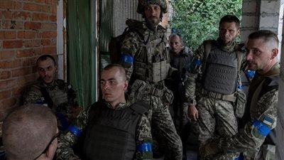 القوات الأوكرانية تحقق أول اختراق لخط الدفاع الروسي الأساسي