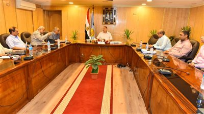 محافظ أسيوط يبدأ في مسح شامل ومراجعة لكافة المنشآت التعليمية استعدادا للعام الدراسي