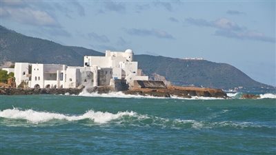 باريس: مقتل فرنسي واعتقال آخر في الجزائر  