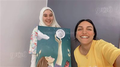  سما نعيم ابنة بورسعيد تخطف الأنظار بلوحة القمر الحالم (صور)