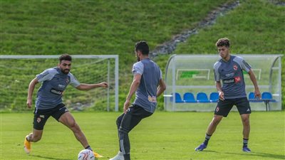 تدريب خاص لثلاثي الأهلي بعد الفحوصات الطبية (صور)