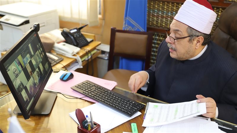 الشيخ أيمن عبدالغني،