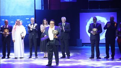 خالد جلال عن تكريمه بالمهرجان التجريبي: تتويج لسنوات من العمل المسرحي (صور)