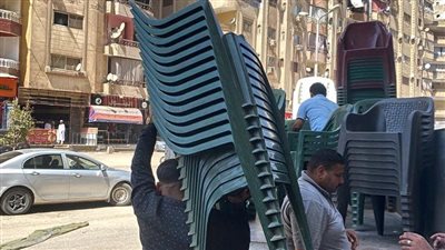 غلق 9 مقاهي ومصادرة 2000 حالة إشغال لتعديها على الطريق العام (صور)