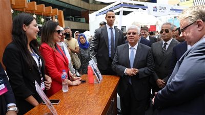 وزيرا التعليم العالي والعمل يفتتحان فعاليات مبادرة كن مستعدًا 
