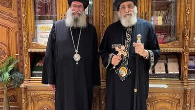 البابا تواضروس يهنئ الأنبا سوريال لخدمته في إكليريكية نيوجرسي