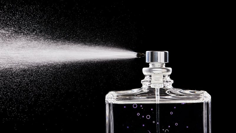 عطر، فيتو 