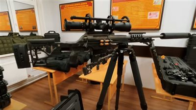 لحظة تسلم الجيش الروسي قناصات رابتور فائقة الدقة