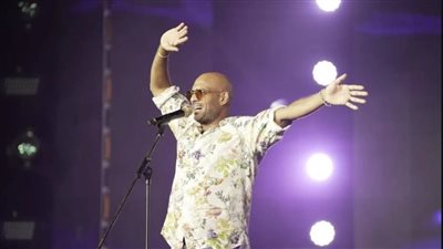 شارموفرز يشعل حفل ختام مهرجان العلمين الجديدة بباقة من أبرز أغانيهم (فيديو)