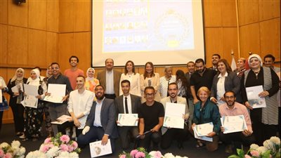 وزيرة الثقافة تسلم شهادات تخرج الدفعة الرابعة للمدرسة العربية للسينما