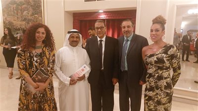 مدير المراكز الروسية يهنئ المساهمين في نهضة المسرح المصري