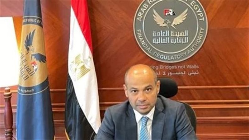 أحمد الشيخ، فيتو