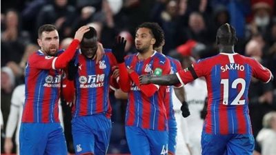 الدوري الإنجليزي، كريستال بالاس يتقدم على تشيلسي بهدف في الشوط الأول (فيديو)