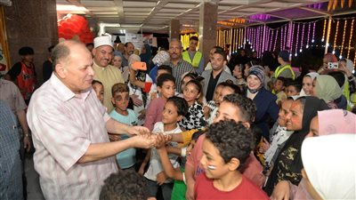 محافظ أسيوط يشهد حفل المشاركة المجتمعية لتكريم 100 طفل من المتميزين 