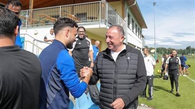 الخطيب يدعم بعثة الأهلي هاتفيا قبل صدام صن داونز