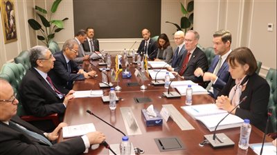 ​شاكر يستقبل وزير التعاون الإنمائي السويدي لبحث سبل دعم وتعزيز التعاون بين البلدين