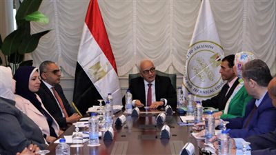 قرارات عاجلة من وزير التعليم للنهوض بالمجتمع السيناوي