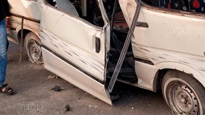 إصابة 14 شخصا في انقلاب سيارة ميكروباص بالطريق الأوسطى 
