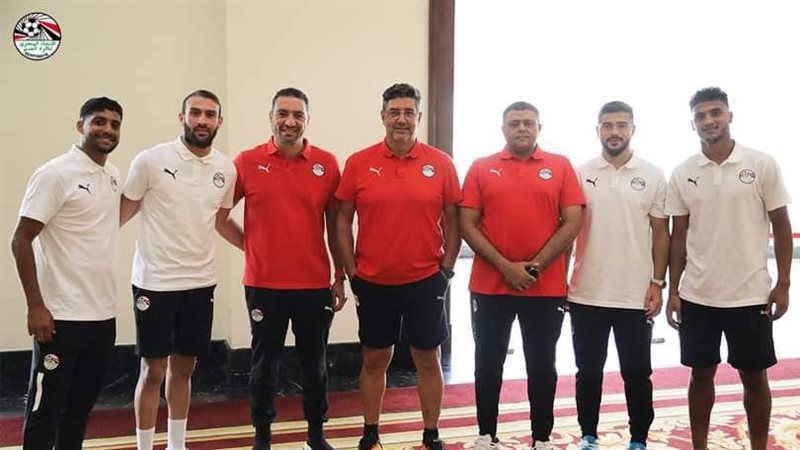 فيتوريا يستقبل الرباعي