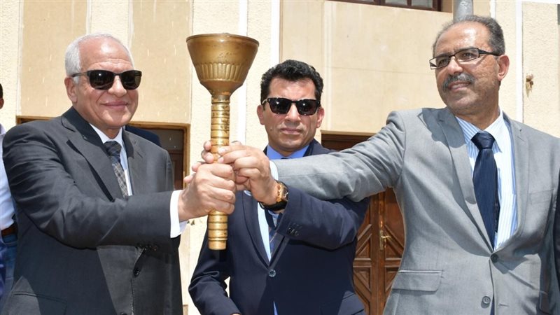 وزير الرياضة ومحافظ