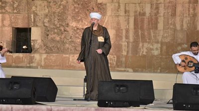 ياسين التهامي يتصدر تويتر بعد حفله في القلعة، ومتابعون يتداولون قصيدة هزت وجدانهم (فيديو)