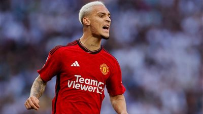 مانشستر يونايتد يعلن عودة أنتوني للتدريبات 