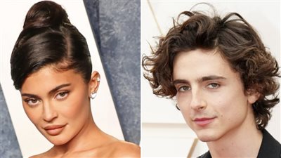 أول ظهور علني لـ كايلي جينر وتيموثي شالاميه (فيديو)