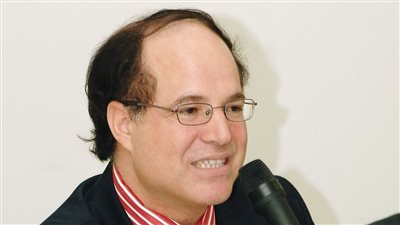 الروائي ناصر عراق: الكتابة 