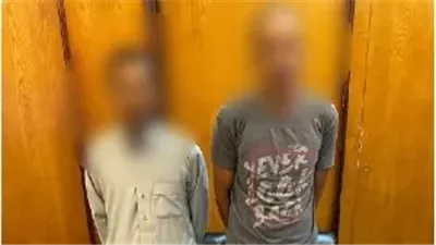 ضبط شخصين بحوزتهما أسلحة نارية ومخدرات في البحيرة