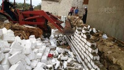 إزالة 50 حالة تعد بالبناء على الأراضي الزراعية ببني سويف