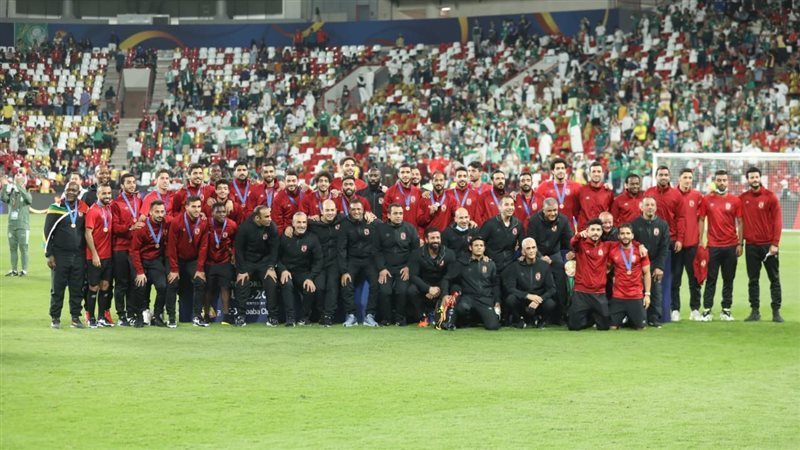 الأهلى، فيتو
