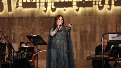 عبير نعمة تطرب جمهور مهرجان القلعة للموسيقى بأغاني التراث (صور)