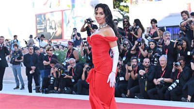 أخبار الفن اليوم، جورجينا رودريجيز تتألق في مهرجان فينسيا، وعبير نعمة تطرب جمهور القلعة