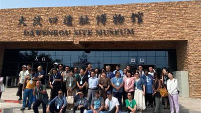 محافظ الوادي الجديد يلتقي حاكم مقاطعة تايان ومسئولي وزارة الثقافة الصينية