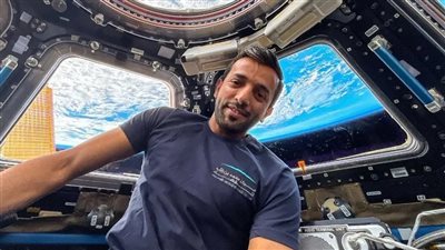 أول تعليق من رائد الفضاء الإماراتي سلطان النيادي بعد عودته إلى الأرض