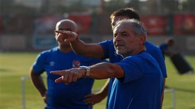 مهاجم الأهلي الجديد يثير التكهنات، وجمهور الكرة يكشف اسمه وطريقة لعبه 