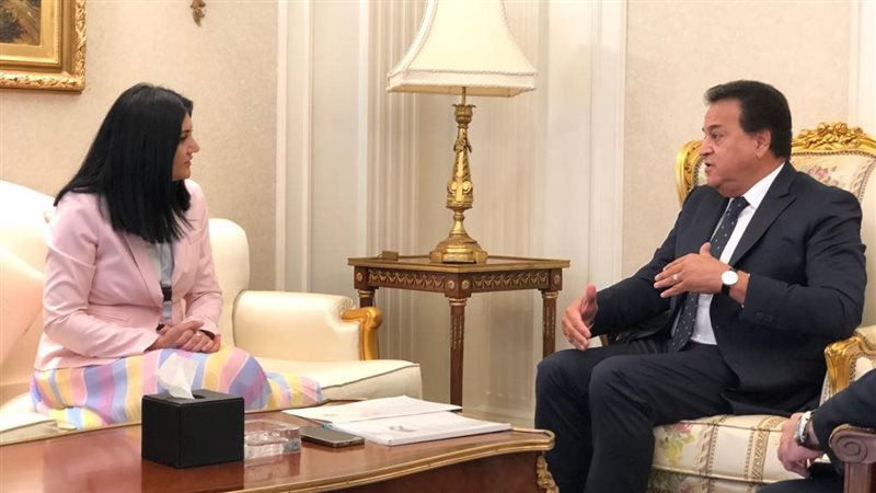 خالد عبد الغفار يستقبل