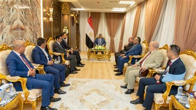 وزير الإنتاج الحربي يستقبل مسؤول شركة الخليج للمصاعد الكهربائية